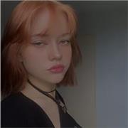 Étudiante niveau bac, cool et altruiste, j’enseigne le français et l’art, pour des aides en ligne.